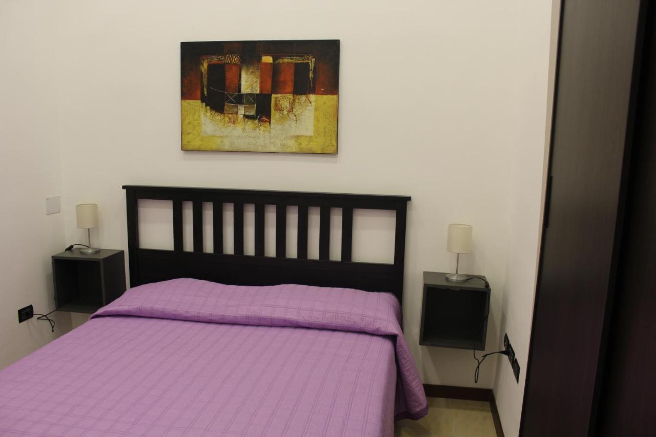 Apartamento La Piazza - Garibaldi 2.6 Nápoles Exterior foto